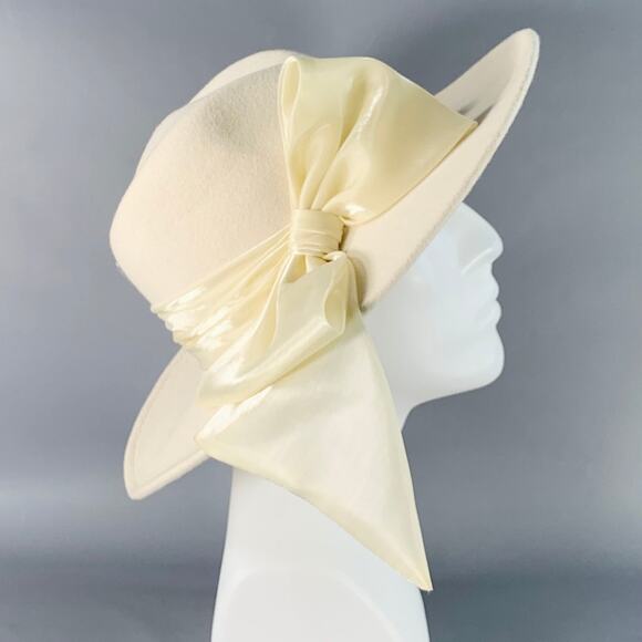 EUGENIA KIM One Size White Wool Felt Bow Trim Fedora Hat - Picture 1 of 9